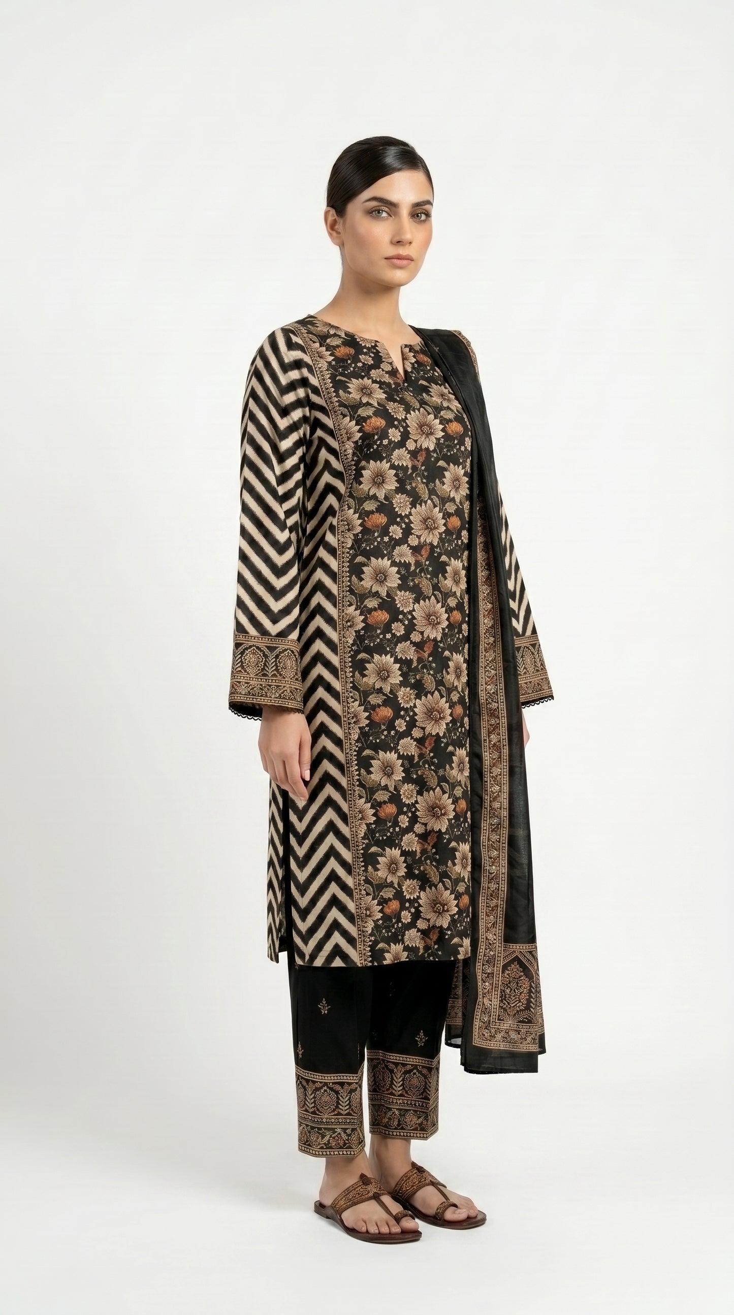 Black Daisy Floral Printed Suit Stich