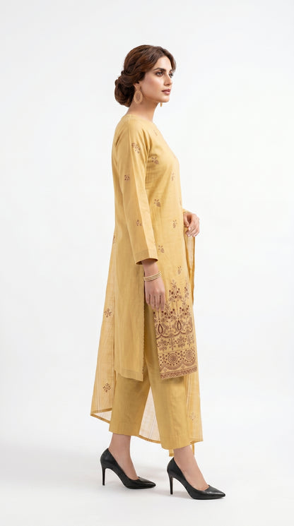 Cream Embroidered Luxury Suit Unstich