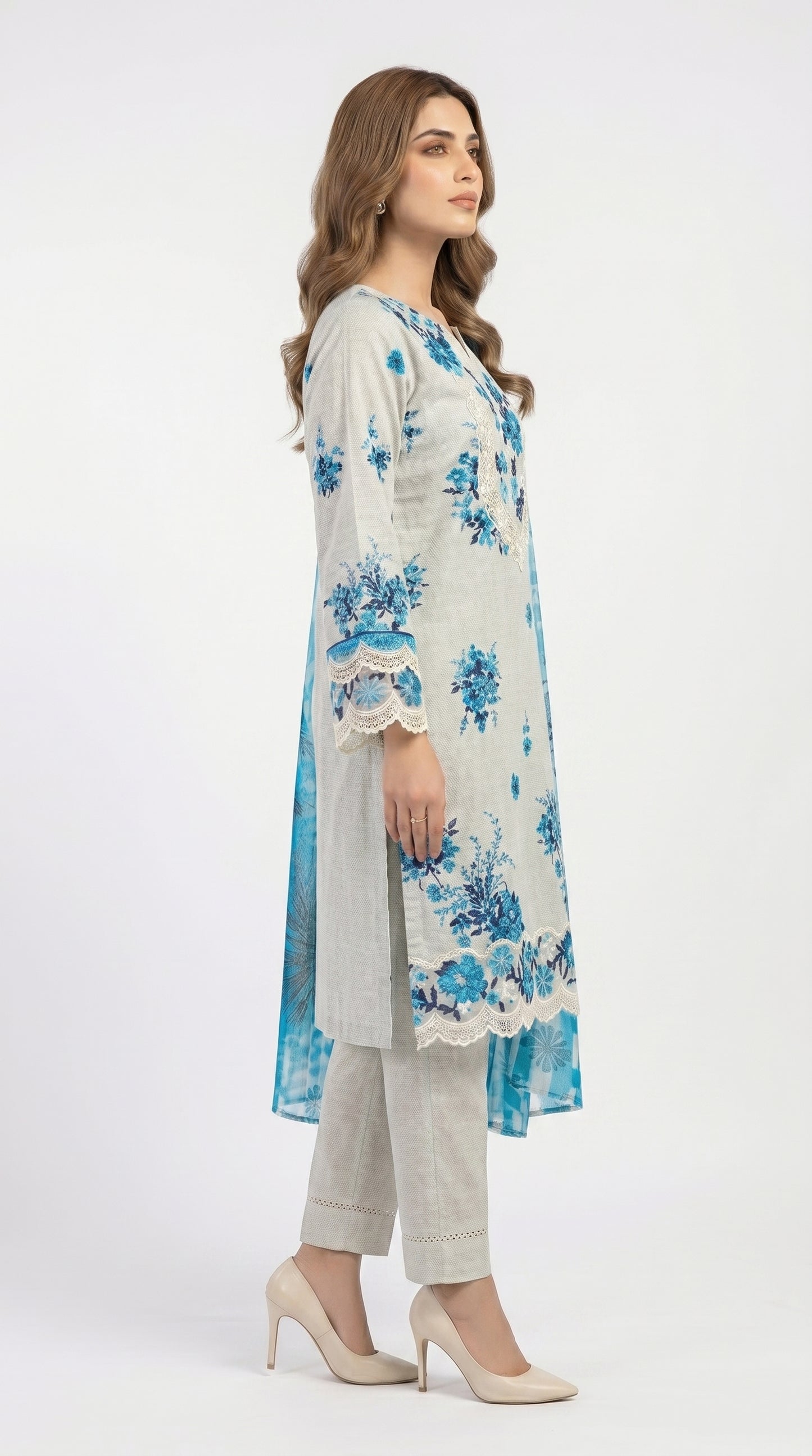 Blue Floral Cutshape Lawn Suit Unstich